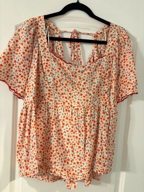 Floral Tie-Back Peasant Top